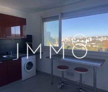 Location Appartement 2 pièces 57m² MARSEILLE 11ème - Photo 4