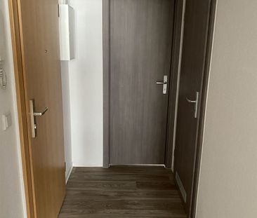 Kleine 3-Raumwohnung mit Aufzug und großem Balkon - Photo 6