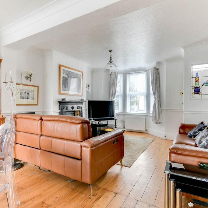 3 bedroom terraced house to rent - Photo 1