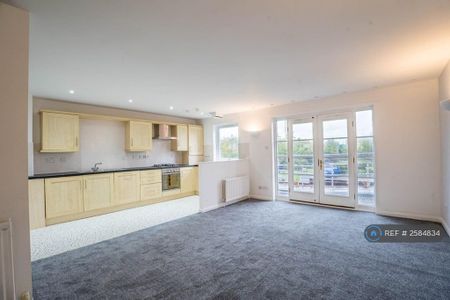 2 bedroom flat to rent - Photo 5