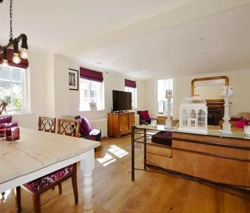 3 bedroom flat to rent - Photo 1