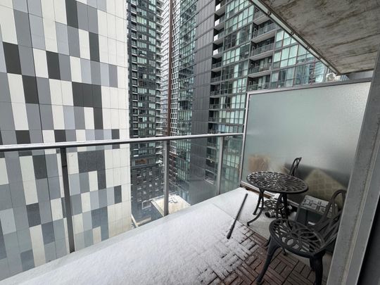 For Lease - 375 King Street Unit# 1605, Toronto, Ontario - Photo 1