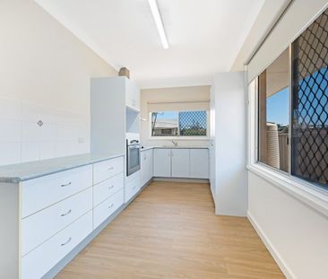 Central Living! - Photo 5