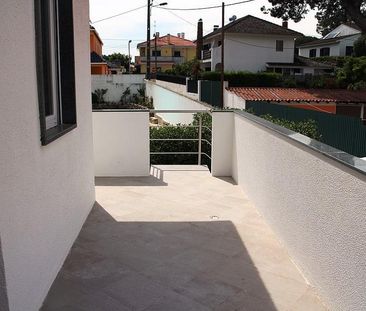 4 Bedroom House with parking, Livramento, Cascais - Photo 3
