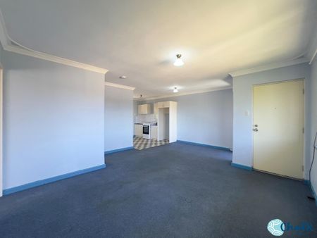 SHOALWATER LOCATION UPSTAIRS 2x1 UNIT !!!! - Photo 4