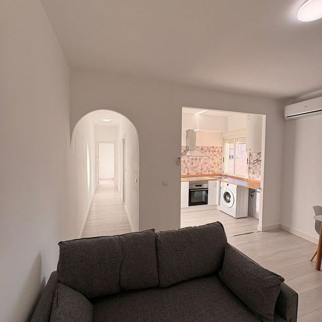 Alquiler de piso en Calle Mar Báltico - Photo 1