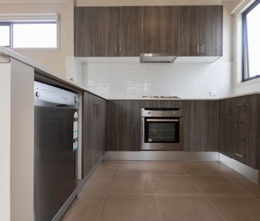 Prime Location - Photo 2