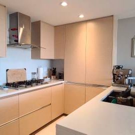 Cambie QE Park 1bed & den - Photo 1