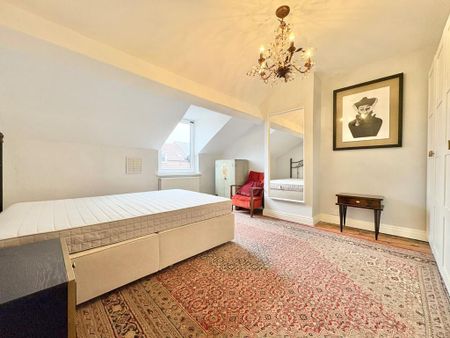 3 bedroom terraced house to rent - Photo 3