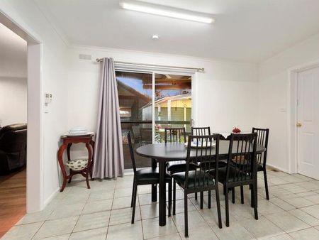 41 Ladd Street, Watsonia - Photo 3