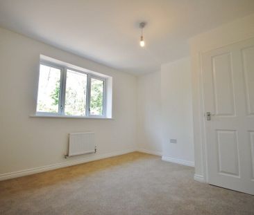 Vanoli Close, CB11, Saffron Walden - Photo 2