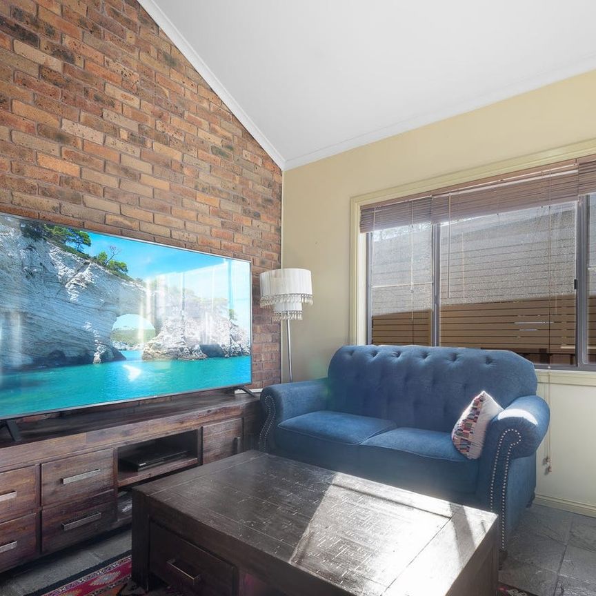 25 Marley Crescent, Bonnyrigg Heights NSW 2177 - House For Rent | Domain - Photo 1