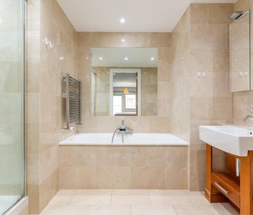 Apartment 34, Shrewsbury Square, Sandymount Avenue, Dublin 4, D04 KN67 - Photo 4