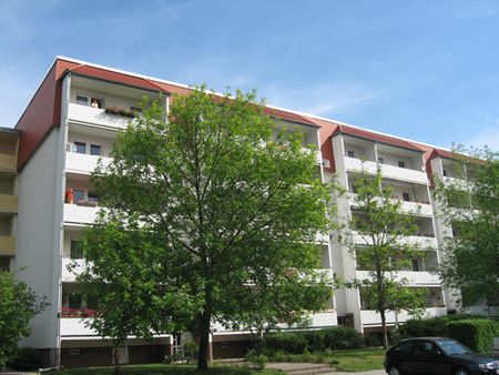 3-Raum-Wohnung mit super Einkaufsmöglichkeiten - Foto 4