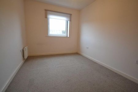 2 bed Apartment for Rent - Photo 2
