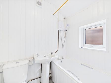 2 BED Semi-detached house To rent - Photo 5