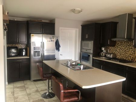 For Lease - 25 Seafair Crescent, Brampton, Ontario - Photo 5