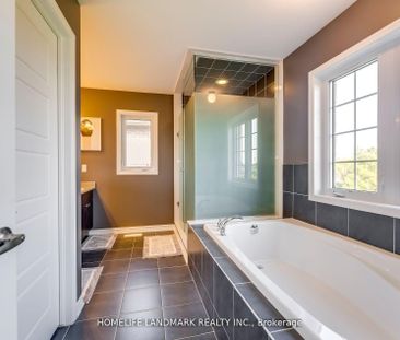 For Lease - 186 Degraaf Crescent, Aurora, Ontario - Photo 1