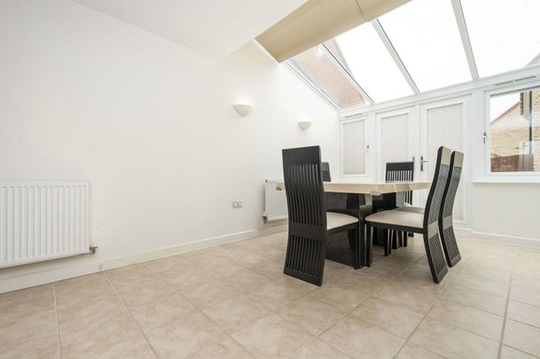 4 bedroom detached to rent Russ Avenue, Faringdon - Photo 1