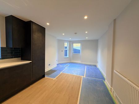 2 Bed Flat, Portnall Road, W9 - Photo 4