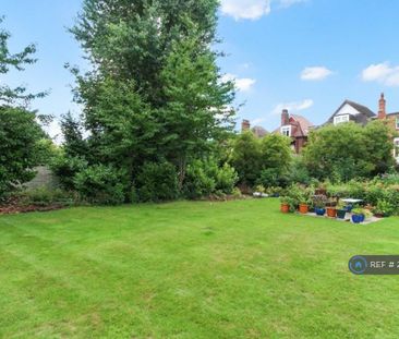 Studio to rent - Photo 6