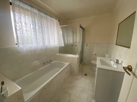 Great location - Photo 2