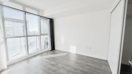 For Lease - 15 Iceboat Terrace Unit# 935, Toronto, Ontario - Photo 2
