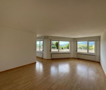 Charmante 4.5-Zimmer-Dachwohnung in Oetwil an der Limmat - Photo 2