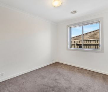 12 Swinney Street, Casey ACT 2913 - House For Rent | Domain - Photo 1