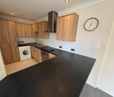 2 bedroom flat to rent - Photo 5