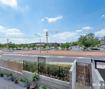 CHIC LUXURY AWAITS OPPOSITE JAMISON PLAZA - Photo 5