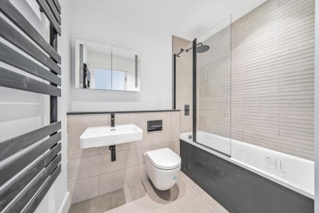 2 bedroom flat to rent - Photo 4