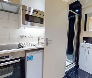 Studio to rent - Photo 5