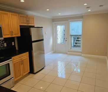 253 B 27th Street, North Vancouver (Basement Suite) - Photo 5