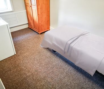 Room in a Shared House, Gravelly Hill, B23 - Photo 1