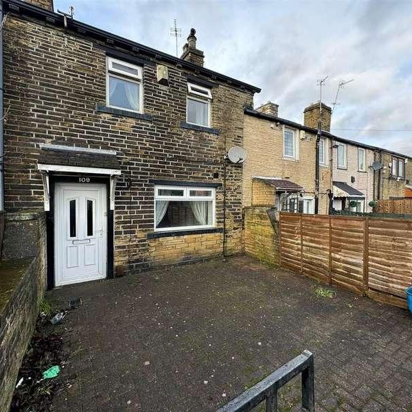 Cutler Heights Lane, Bradford, BD4 - Photo 1