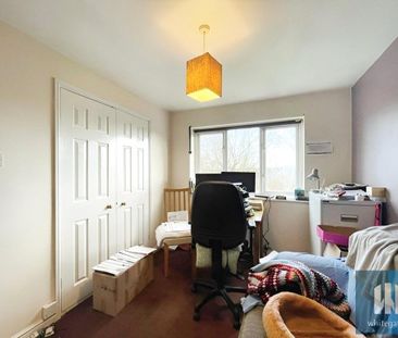 4 bedroom detached house to rent - Photo 2