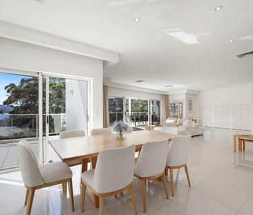 Spacious Coastal Apartment in the Heart of Terrigal – Walk to Beach... - Photo 4