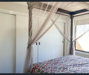 Fully Furnished Property on Amundsen - Photo 3