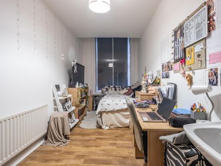 5 bedroom apartment to rent - Photo 4