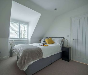 All inclusive short let. Handsome Victorian farmhouse with rural view - Photo 4