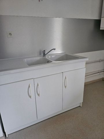 Location Appartement 3 pièces 70m² BESANCON 25000 - Photo 5