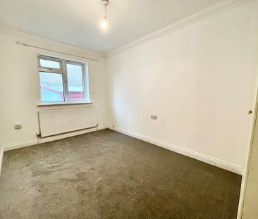 2 bedroom maisonette to rent - Photo 3