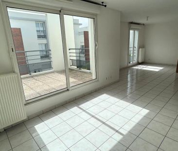 Appartement à louer 4 pièces 97.69m² - Photo 3
