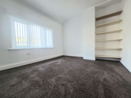 Mayfield Avenue, Halifax - Photo 3