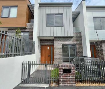 Modern Family Retreat in North Kellyville - 3 Beds + Study + Rumpus - Photo 4