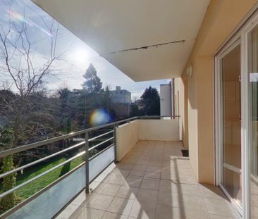 Location Appartement 3 pièces 68m² CHATELLERAULT 86100 - Photo 1