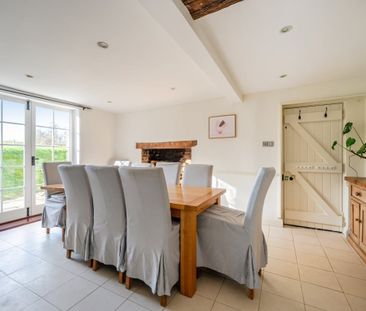 5 bedroom semi-detached house to rent - Photo 3