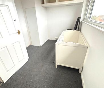 3 bedroom terraced house to rent - Photo 6