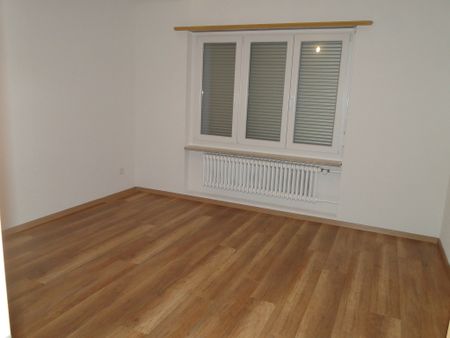 Per sofort oder nach Vereinbarung zu vermieten! Moderne 3.5 Zi-Wohnung, Grenchen - Photo 3